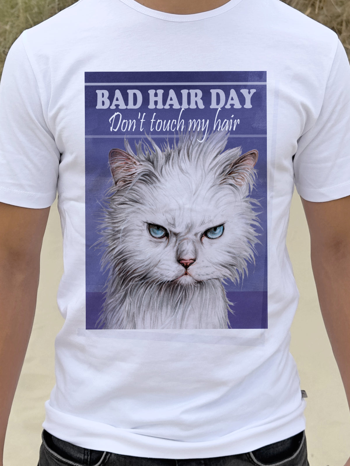 T-Shirt „Bad Hair Day – Don't touch my hair“.